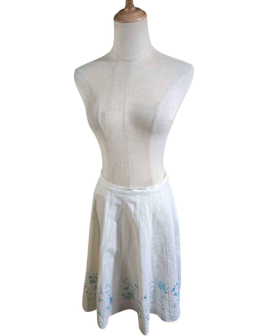 ICE Women's White Y2K A-Line Linen Blend Skirt with Blue Beaded Accents